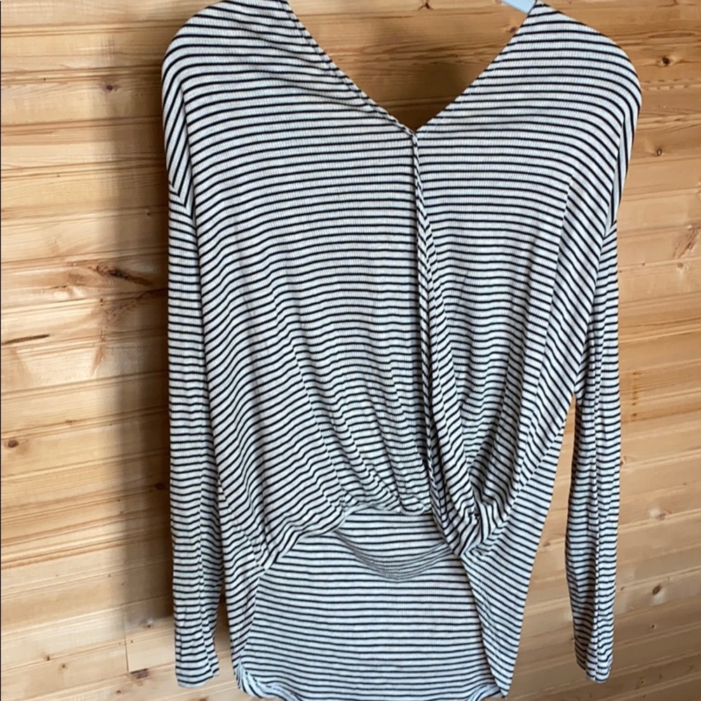 Evereve Surplice Top